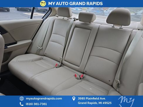 Used 2017 Honda Accord EX-L image 28