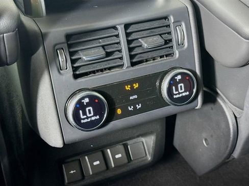 Certified 2023 Land Rover Discovery S R-Dynamic AWD/4WD image 27