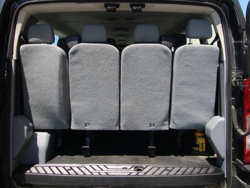 Used 2017 Ford Transit 350 XL RWD image 11