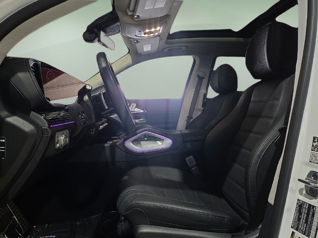 Used 2024 Mercedes-Benz GLS 580 4MATIC image 20