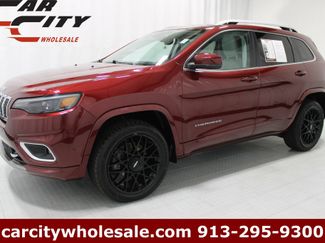 Used 2019 Jeep Cherokee Overland w/ Technology Group AWD/4WD video 1