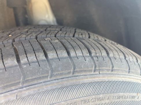 Used 2024 Nissan Altima 2.5 S image 19