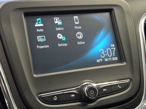 Used 2018 Chevrolet Equinox LT image 15