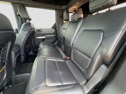 Used 2021 Ford Bronco Badlands image 19