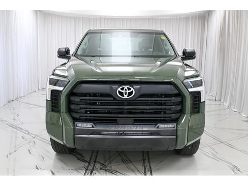 Used 2023 Toyota Tundra SR5 w/ SR5 Premium Package AWD/4WD image 3