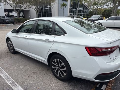 Certified 2024 Volkswagen Jetta S image 4