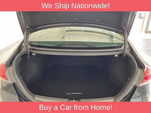Used 2018 Hyundai Elantra SEL FWD image 14