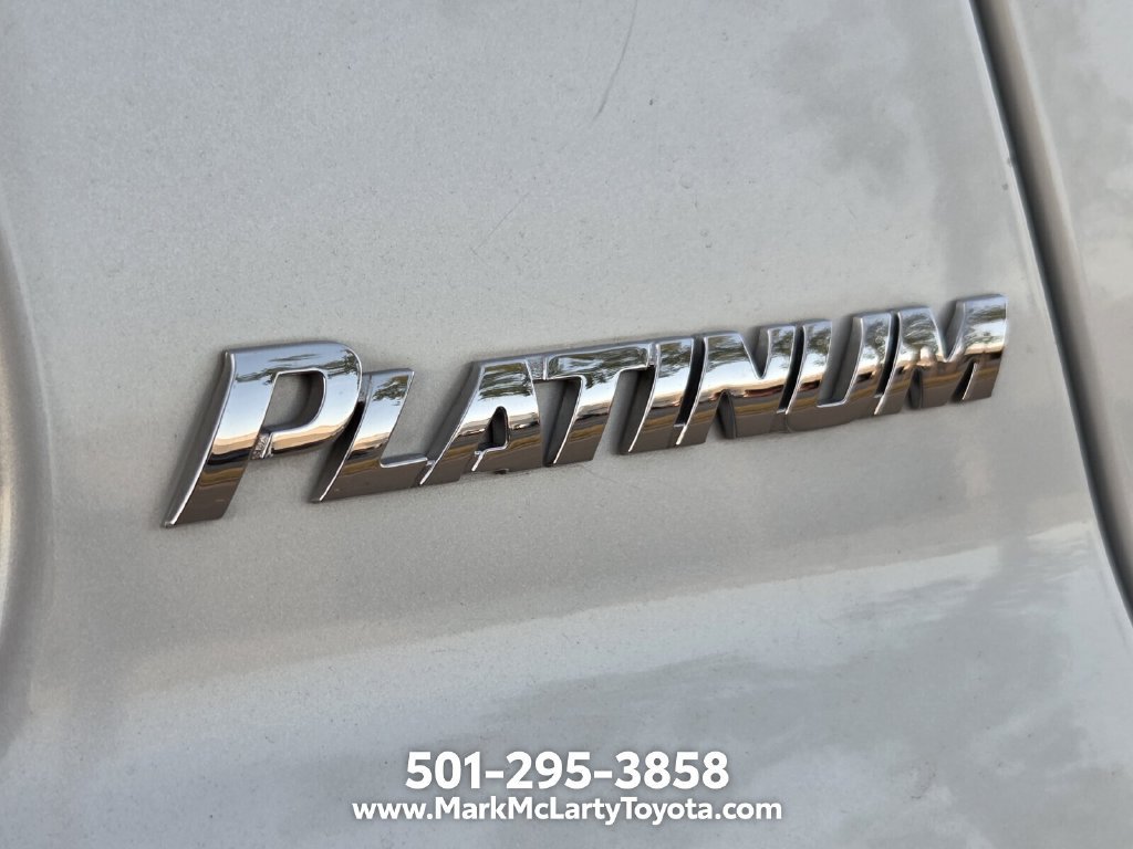 Used 2022 Toyota Sequoia Platinum RWD image 7
