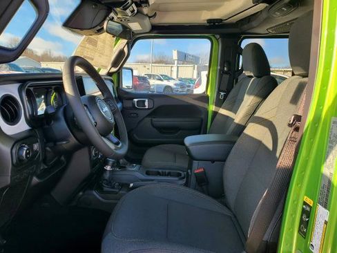 New 2026 Jeep Gladiator Sport image 5