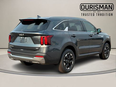 Certified 2024 Kia Sorento S AWD/4WD image 5