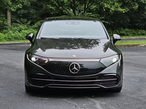 Used 2022 Mercedes-Benz EQS 450+ Sedan image 9