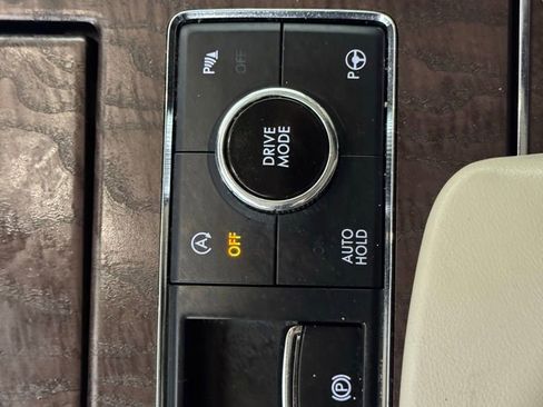 Used 2020 Lincoln Navigator L Reserve w/ Luxury Package image 31