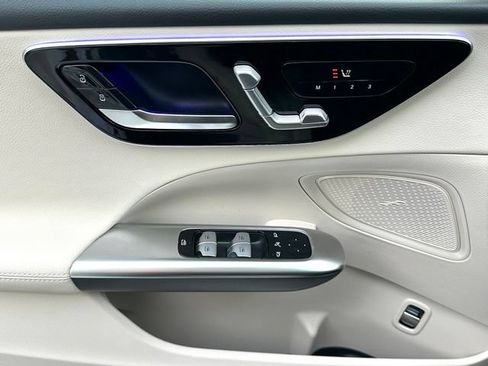 New 2026 Mercedes-Benz C 300 4MATIC Sedan image 33