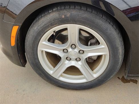 Used 2020 Chevrolet Camaro LT image 7