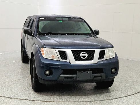 Used 2019 Nissan Frontier Desert Runner image 2