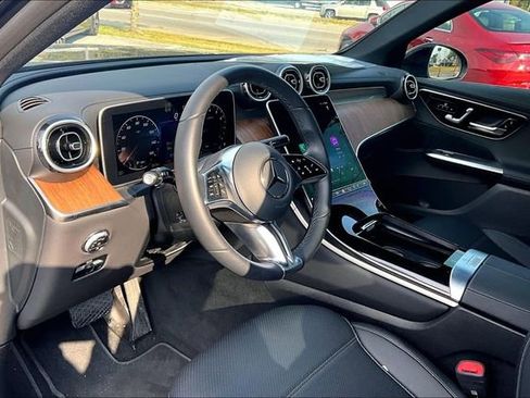 New 2025 Mercedes-Benz GLC 300 4MATIC image 5
