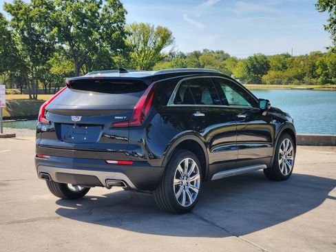 Certified 2023 Cadillac XT4 Premium Luxury w/ Technology Package FWD image 5