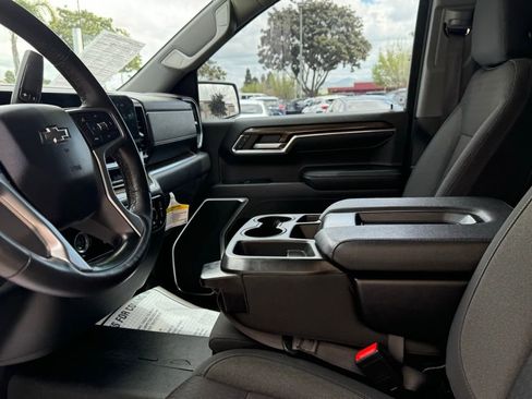 Used 2022 Chevrolet Silverado 1500 RST w/ Z71 Off-Road Package image 14