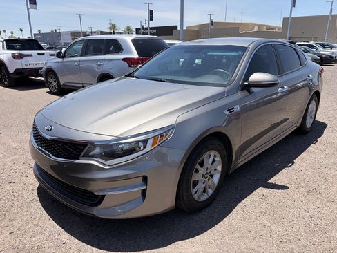 Used 2016 Kia Optima LX FWD image 4