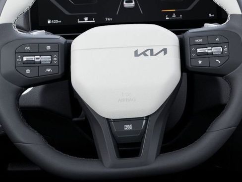 New 2026 Kia K4 GT-Line Turbo w/ GT-Line Premium Package FWD image 22