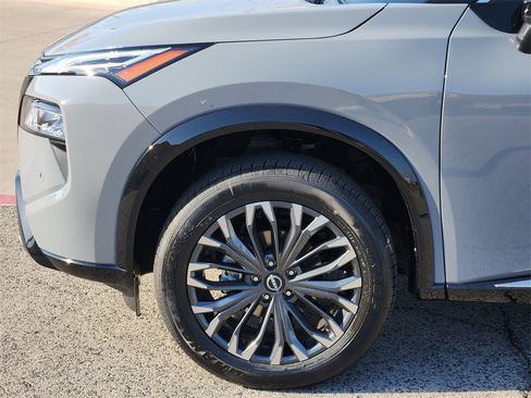 New 2026 Nissan Rogue Platinum image 6