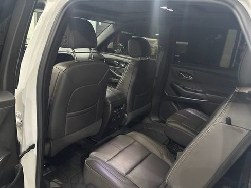 Used 2023 Chevrolet Traverse RS AWD/4WD image 17