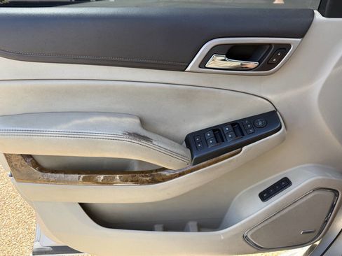 Used 2015 GMC Yukon XL Denali w/ Open Road Package AWD/4WD image 16