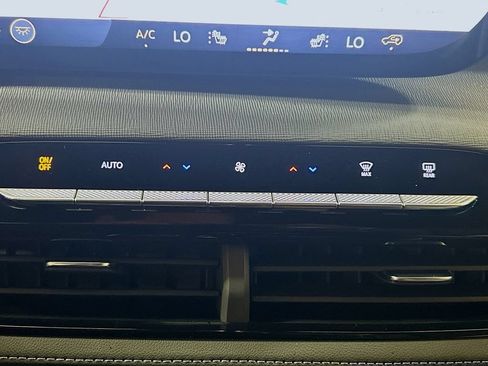 Used 2026 Buick Enclave Sport Touring FWD image 14