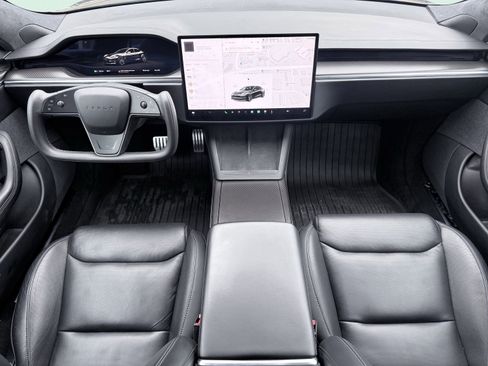 Used 2021 Tesla Model S Plaid image 2