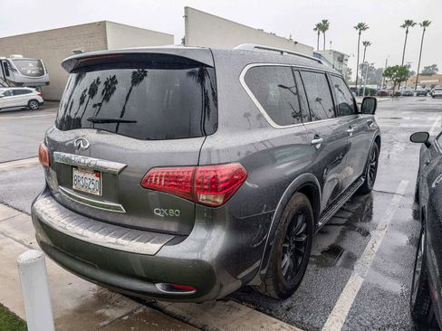 Used 2016 INFINITI QX80 w/ Driver's Assistance Package image 6