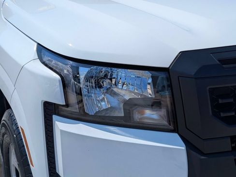 Certified 2025 Nissan Frontier S RWD image 3