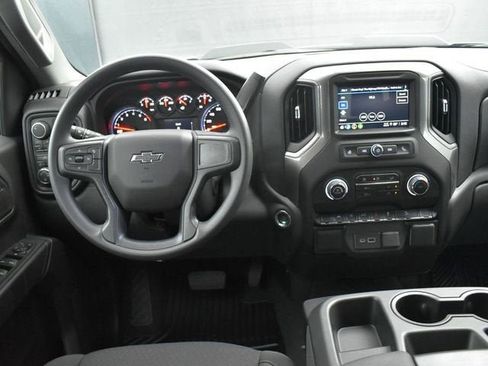 New 2026 Chevrolet Silverado 1500 Custom Trail Boss AWD/4WD image 18