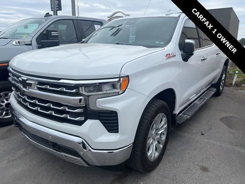 Used 2023 Chevrolet Silverado 1500 LTZ w/ LTZ Premium Package image 3