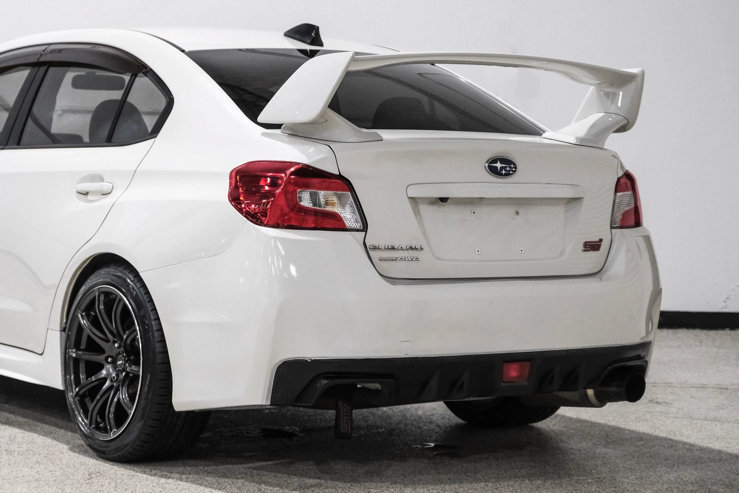 Used 2016 Subaru WRX STI AWD/4WD image 13
