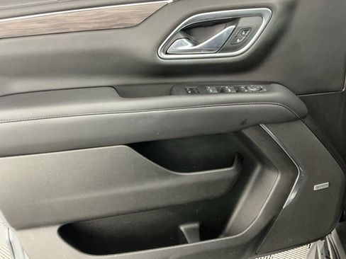 Used 2021 Chevrolet Tahoe LT w/ LT Signature Package image 7