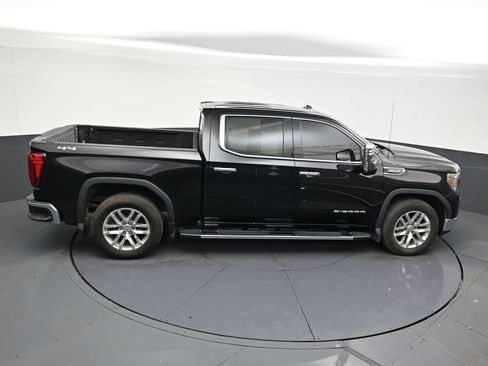 Used 2021 GMC Sierra 1500 SLT w/ SLT Premium Plus Package AWD/4WD image 18