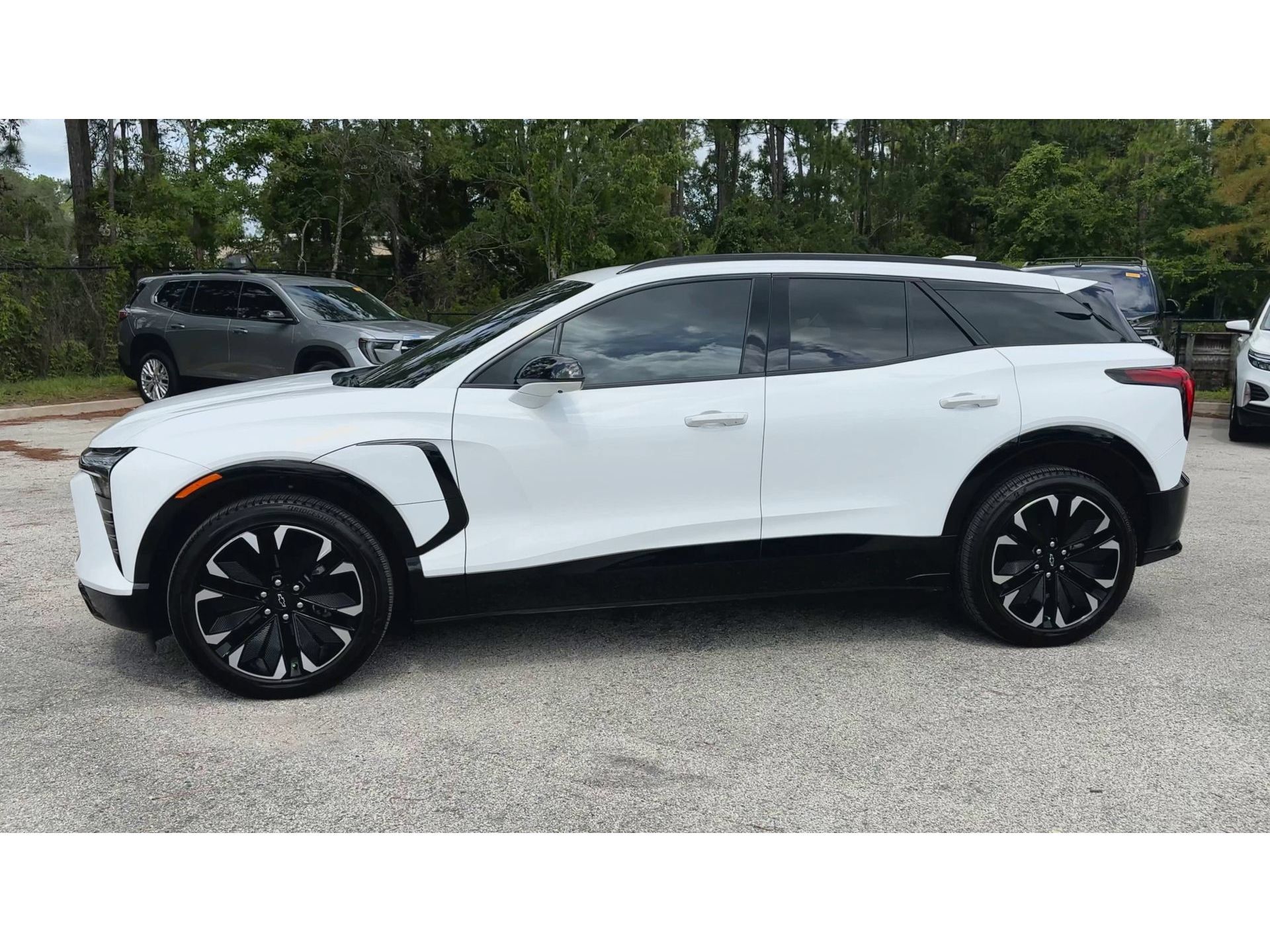 Certified 2024 Chevrolet Blazer EV RS AWD/4WD image 5