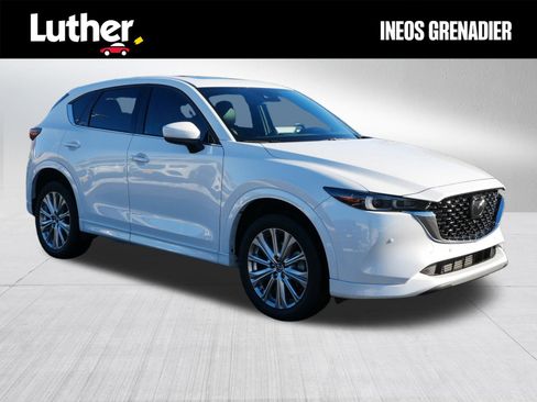 Used 2023 MAZDA CX-5 Signature image 1