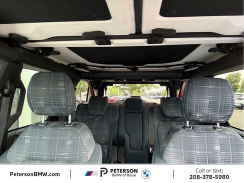 Used 2025 Ford Bronco Heritage Edition AWD/4WD image 34