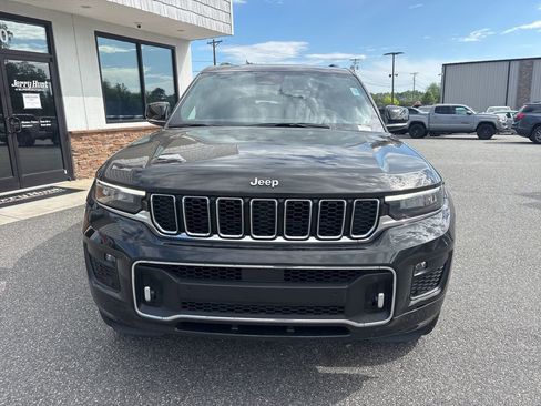 Used 2023 Jeep Grand Cherokee L Overland image 10
