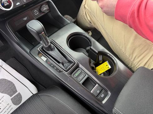 Used 2023 Honda Civic LX image 15