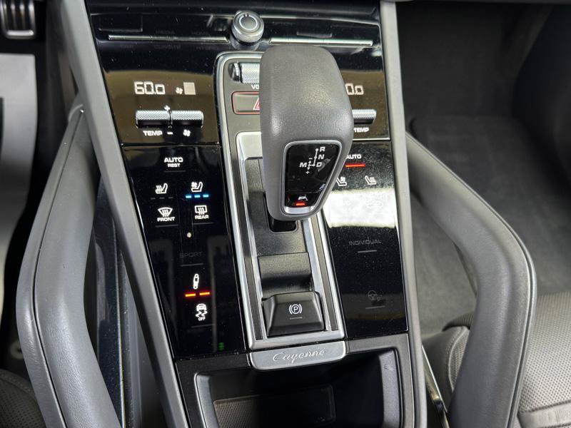 Used 2019 Porsche Cayenne Turbo AWD/4WD image 26