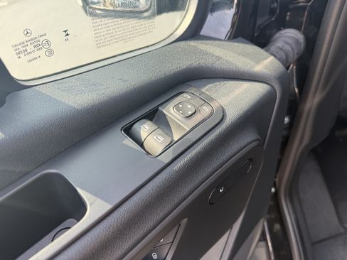 Used 2024 Mercedes-Benz Sprinter 2500 image 14