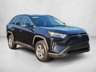 Used 2025 Toyota RAV4 XLE FWD video 3