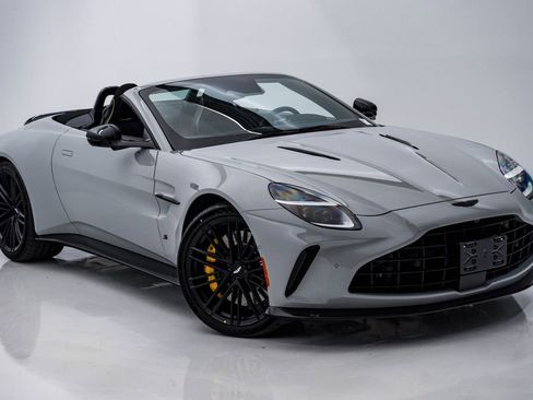 New 2026 Aston Martin V8 Vantage S image 3