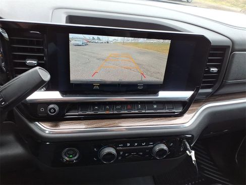 Used 2023 Chevrolet Silverado 1500 LT image 25