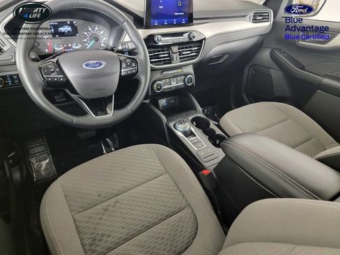 Certified 2022 Ford Escape SE w/ Cold Weather Package image 33