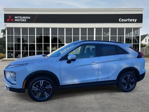 New 2026 Mitsubishi Eclipse Cross SE image 2