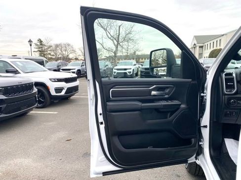 New 2026 RAM 1500 4x4 Crew Cab image 20