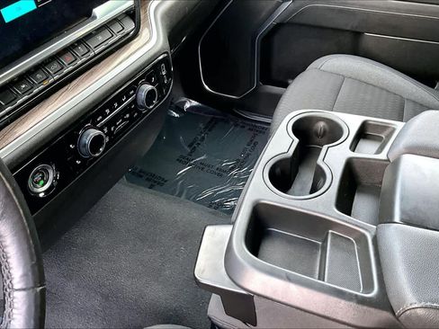 Used 2022 Chevrolet Silverado 1500 LT image 16